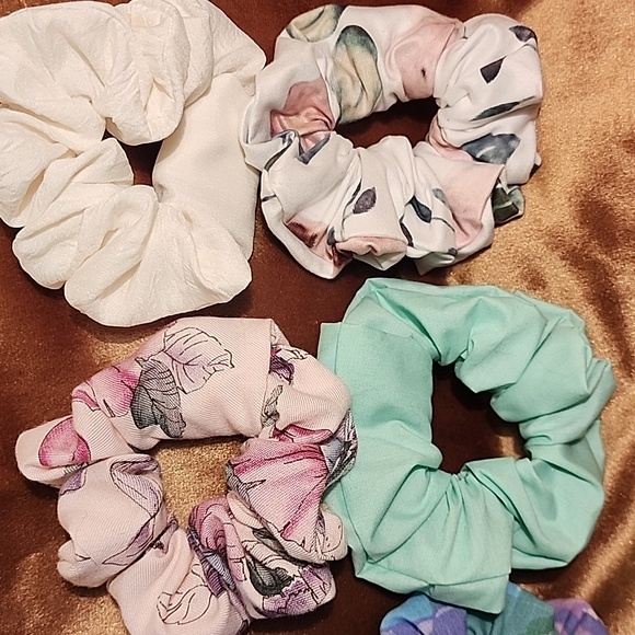 6 Hand Crafted Hair Scrunchies Bundle $ Drop - Picture 2 of 3